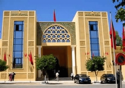 بني ملال.. حراس أمن المحاكم يضربون عن العمل الأسبوع المقبل 3 أيام للمطالبة بمستحقاتهم المادية 