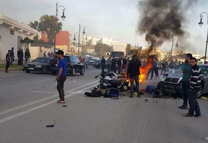 طنجة.. حادثة سير مآساوية تودي بحياة شاب وإصابة 3 أصدقائه -فيديو