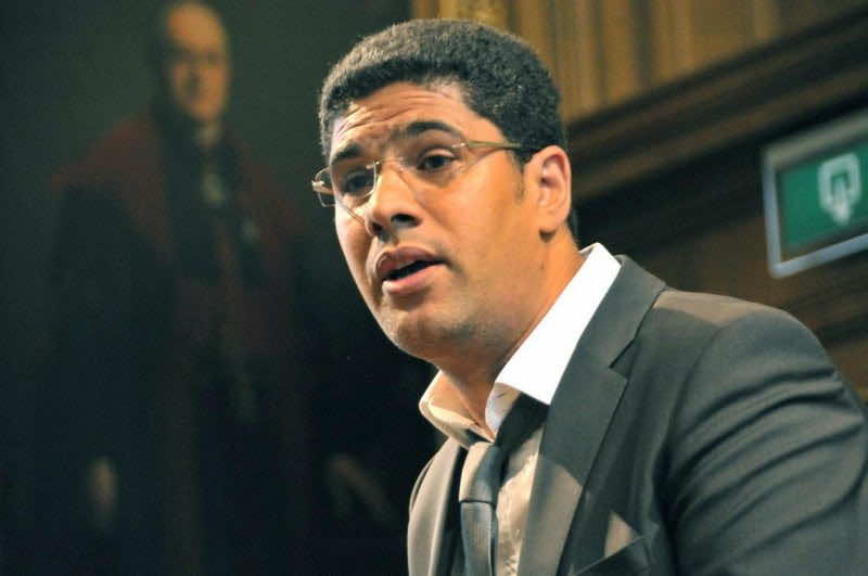 بنزين:  فرنسا لا يمكنها تغيير دين الاسلام