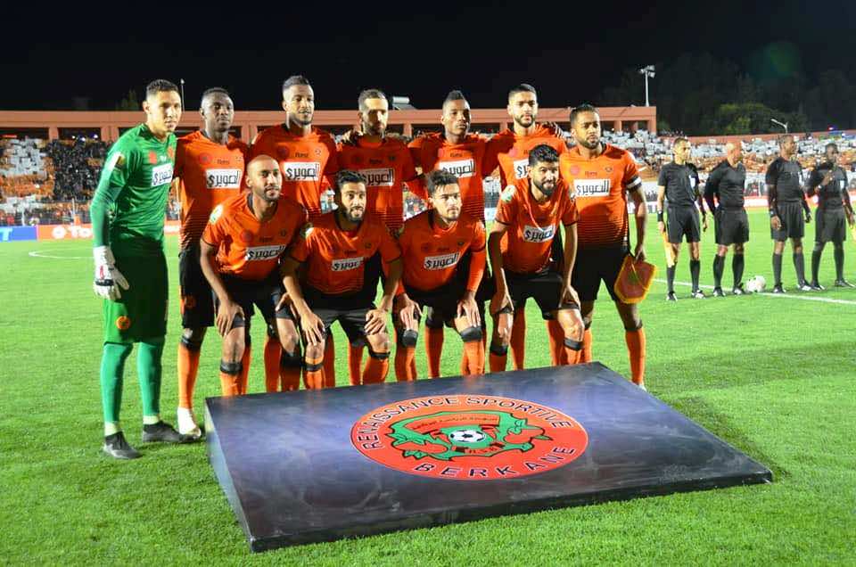 مهاجم فيتا كلوب يصل المغرب للتعاقد مع نهضة بركان
