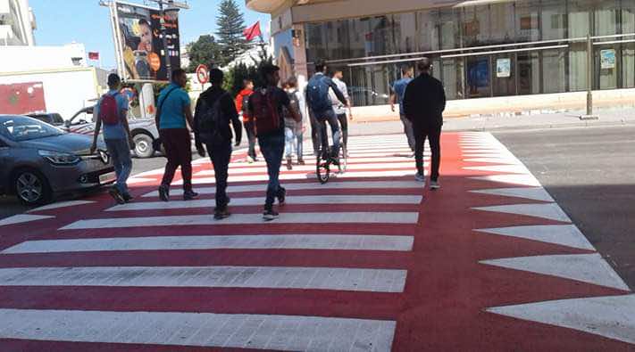 بعد الحوادث المميتة.. طنجة تواكب عملية التشوير الطرقي ومطبات لتخفيض السرعة