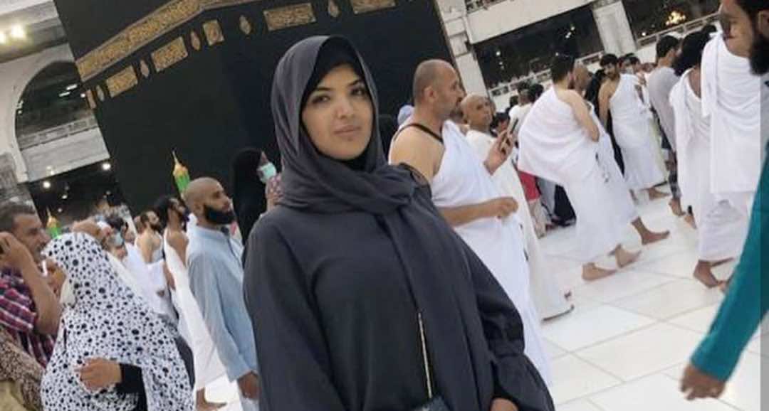 الإعلامية المغربية هند بومشر تعتمر في العشر الأواخر من رمضان-صورة