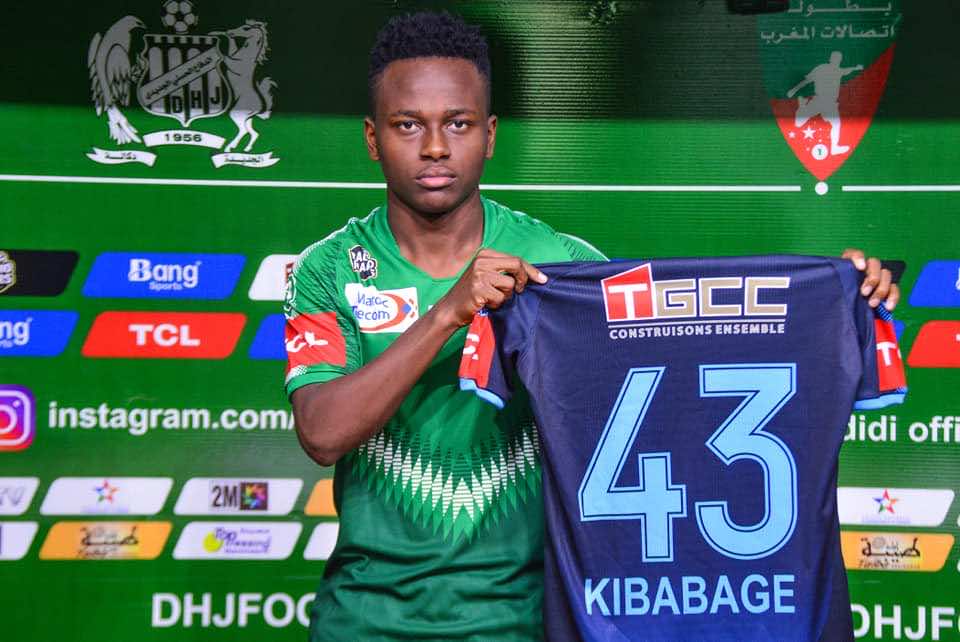 لاعب تنزاني وآخر كونغولي.. الدفاع الجديدي يعقد ثالث صفقاته الصيفية