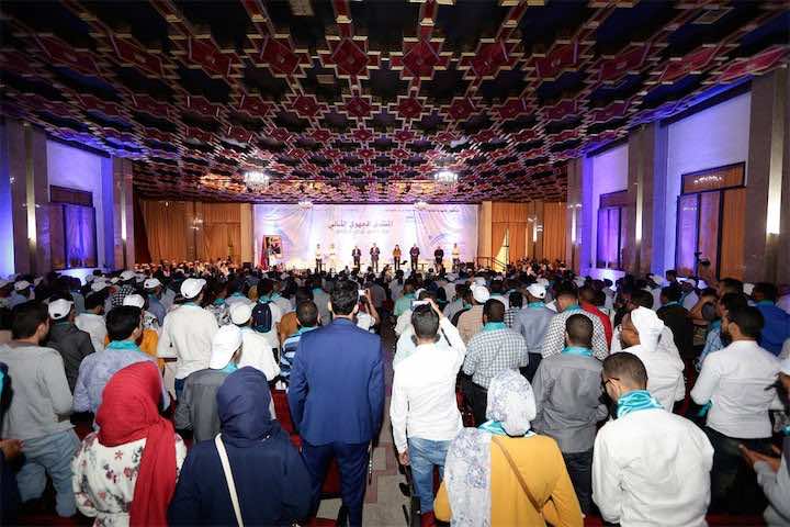 أخنوش يواصل حملته بالمعقل الانتخابي لغريمه البيجيدي: اختاروا من سيجلب الاستثمار وليس من يقول الكلام المعسول
