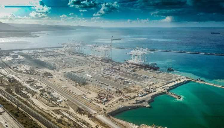 ولي العهد يعطي الانطلاقة الرسمية لميناء طنجة المتوسط2