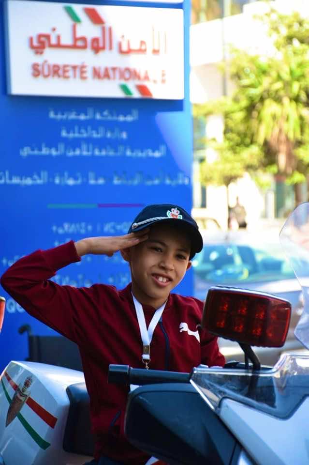 مؤثر.. مديرية الحموشي تحقق حلم طفل مصاب بالسرطان في أن يصبح شرطيا