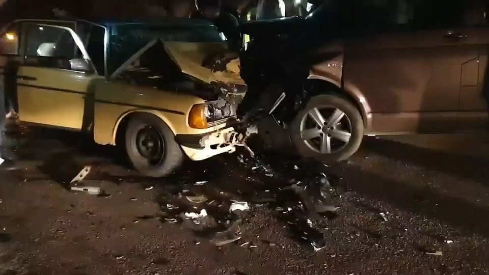مروع: مصرع شخصين وإصابة 3 آخرين في حادثة سير بين الحسيمة والناظور