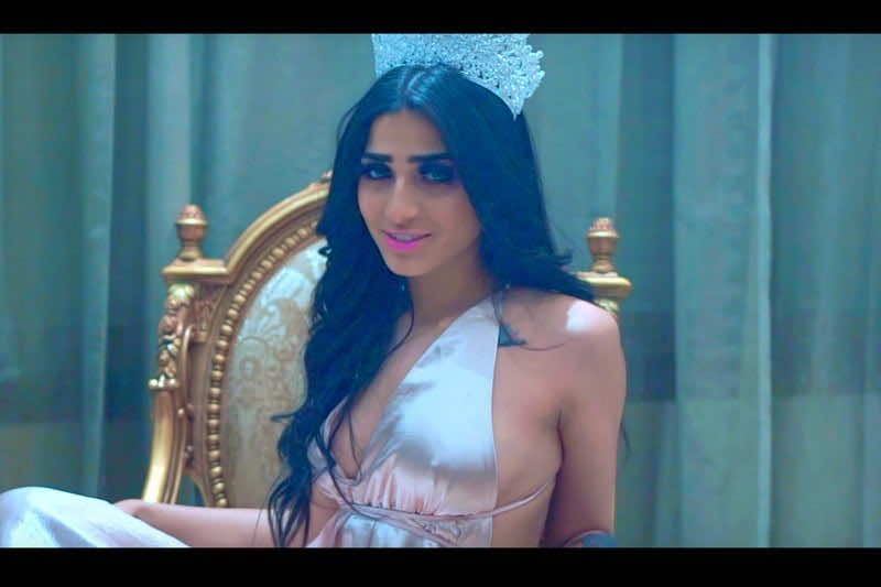 بعد واقعة "رقصها المثير في كليبه".. "بنت الستاتي" تعتزم جر "إيزي" للقضاء -فيديو