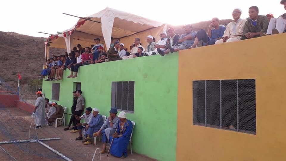مشاهد قاسية للحظة وقوع فاجعة تارودانت..ضحايا معلقون فوق حجر يصرخون طلبا للنجدة ومواطنون "يشهّدون" ويبكون لحظة الانهيار...الرعب!-فيديو