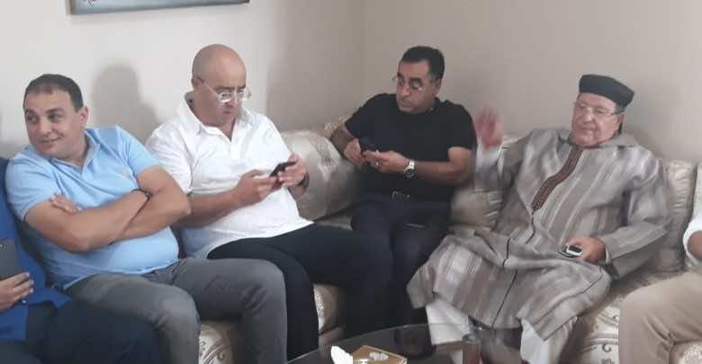 قيادي في "البام" يفجر المسكوت عنه: "الحزب استعمل لحصد الأخضر واليابس..وأنا خداولي كلشي وخلاو لي غير جلابتي"