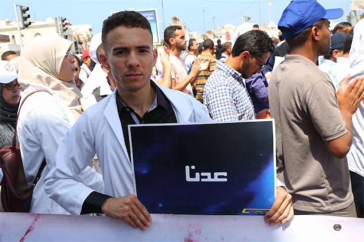 المتعاقدون يستأنفون احتجاجاتهم ويعلنون جاهزيتهم لمعركة طويلة: عدنا!-فيديو