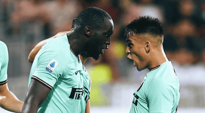 الدوري الإيطالي.. الإنتر يعتلي الصدارة بفوز صعب على مضيفه كالياري