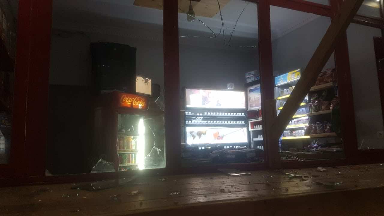 طنجة.. اشتباك بالسيوف داخل محطة للوقود - فيديو