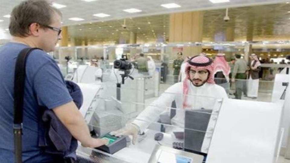 السعودية.. إعفاء الأجانب من رسوم فرضت عليهم لمدة 5 سنوات