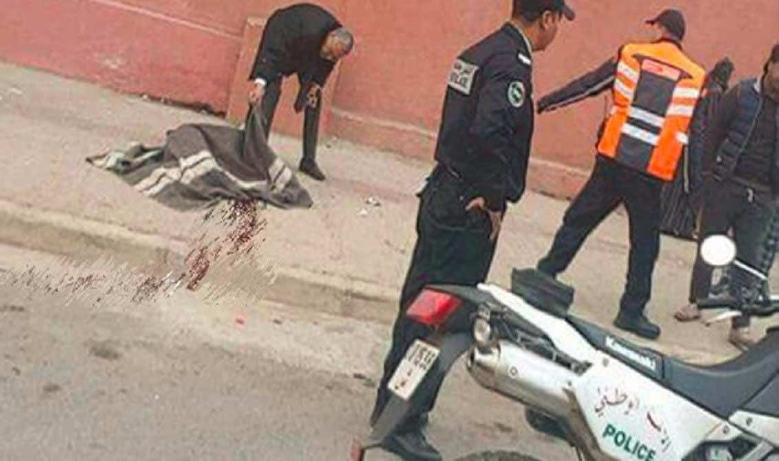 جريمة بشعة.. العثور على جثة رجل مذبوح من الوريد ومرمي في الشارع 