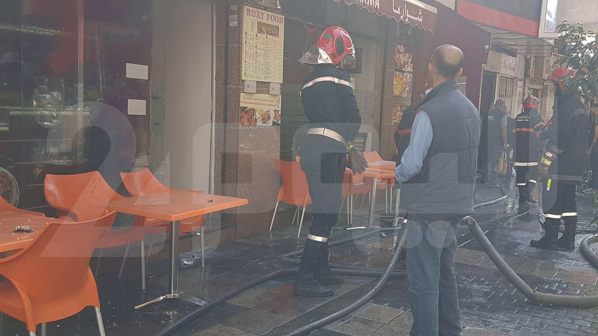 حريق بأحد المطاعم بطنجة يخلف حالة من الهلع..انفجار أتبعته نيران أرعبت الزبائن والمستخدمين-صور