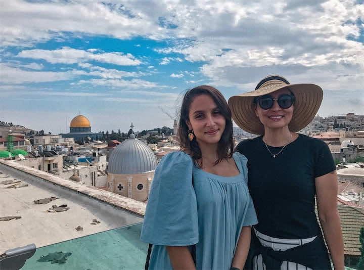 الفنانة المغربية سارة برليس من القدس: تغيرت للأبد - صور