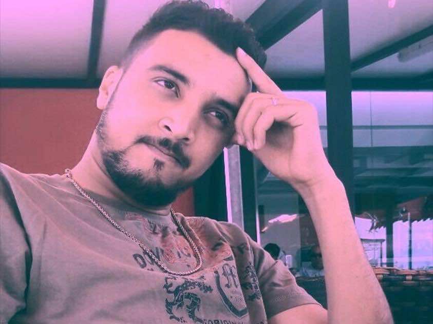 "السبعتون" يمضي أياما عصيبة.. ابنته تعرضت لحروق خطيرة - التفاصيل