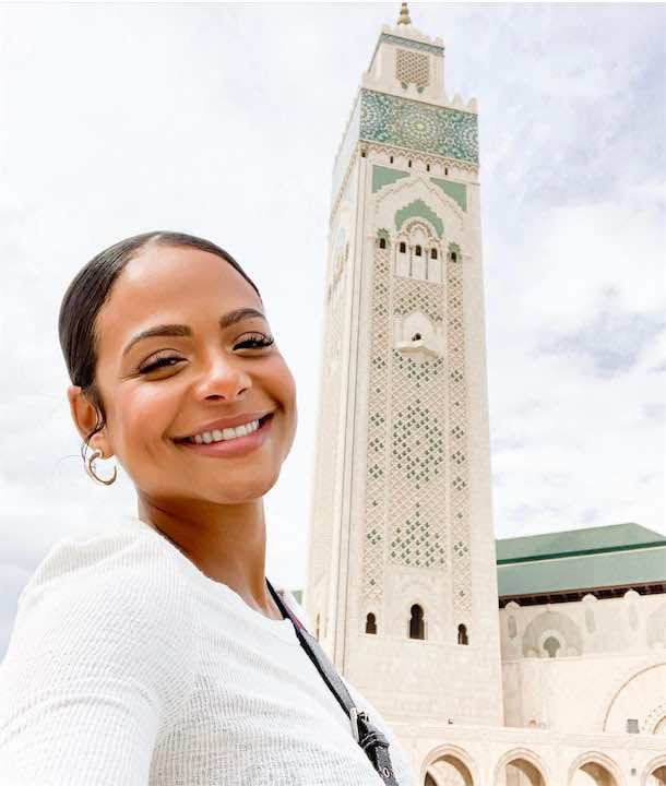 الفنانة الأمريكية كريستينا ميليان في زيارة لمسجد الحسن الثاني - صور