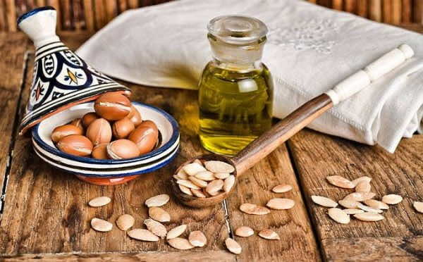 زيت أركان.. المطلوب الأول في السوق العالمية للمنتجات التجميلية