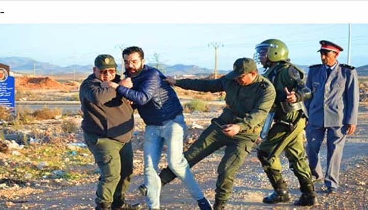 الناظور.. منع وقفة تضامنية مع معتقلي حراك الريف وحقوقيون يتهمون الأمن بالتعنيف- صور