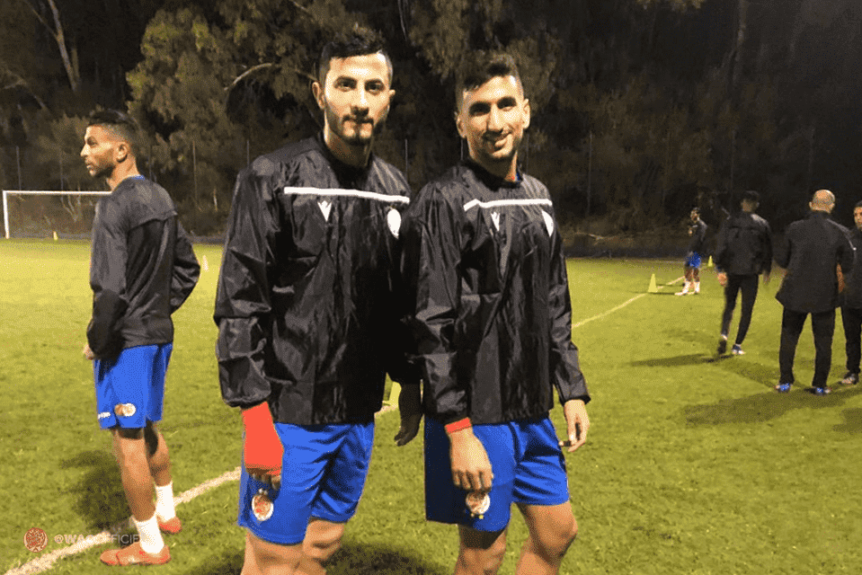 تحضيرا لمواجهة الاتحاد.. الوداد يخوض أول حصة تدريبية في الجزائر - صور
