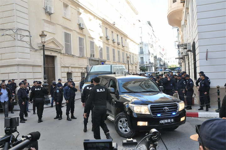 الجزائر.. السجن 15 و12سنة لرئيسي الوزراء السابقين "أويحيى" و"سلال"