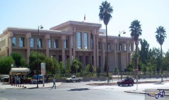 مكناس.. الحبس لقاصر عنف والديه وأضرم النار في بيت أسرته