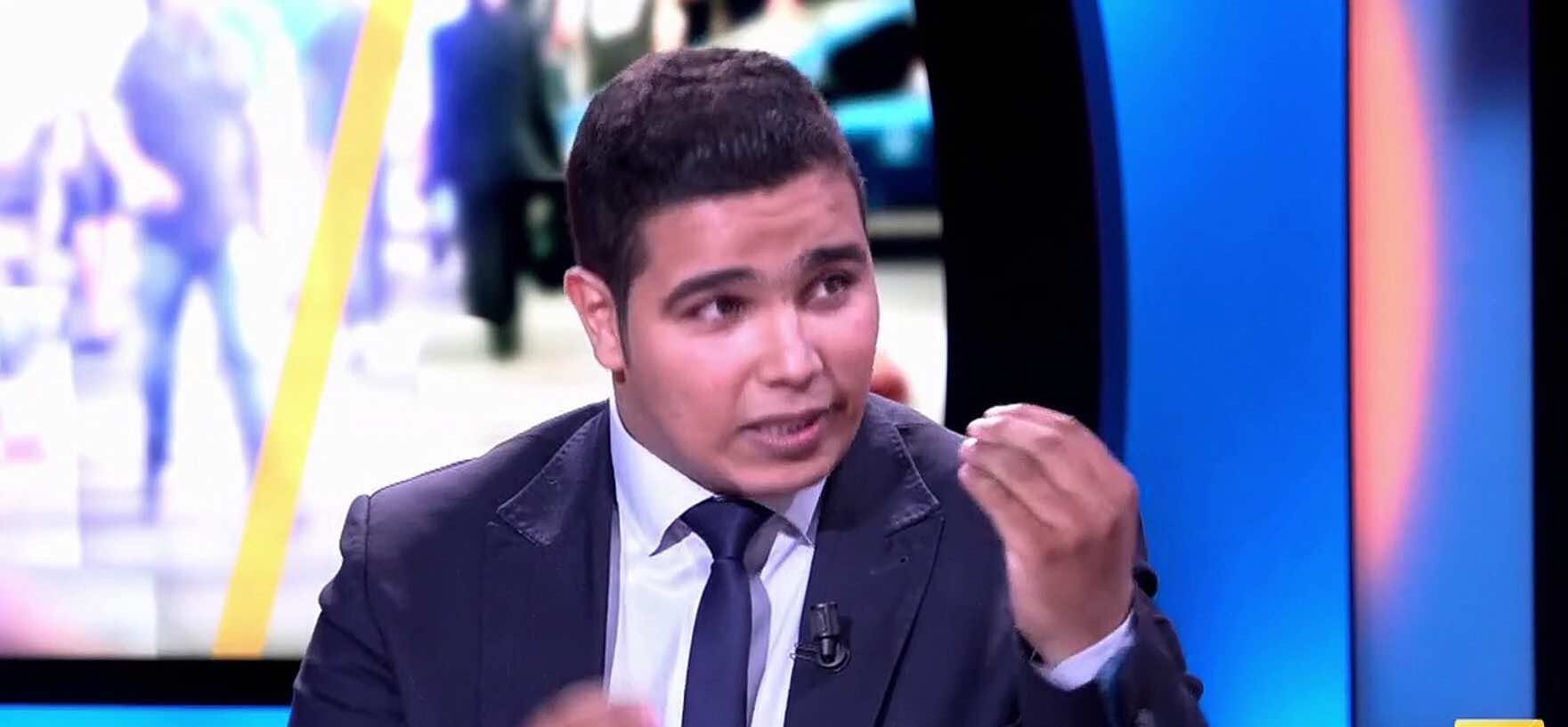 هاني الحراق..حكاية شاب عاش في "الخيرية" قبل أن يطرد منها ويتحول إلى فاعل مهم في المشاريع الاجتماعية