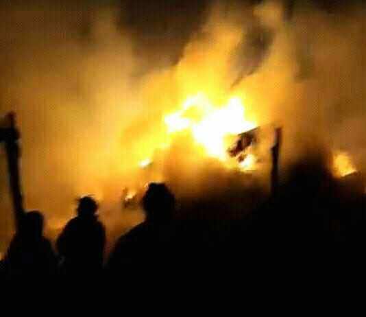 قلعة مكونة.. حريق مهول يتسبب في خسائر مادية بالسوق الأسبوعي