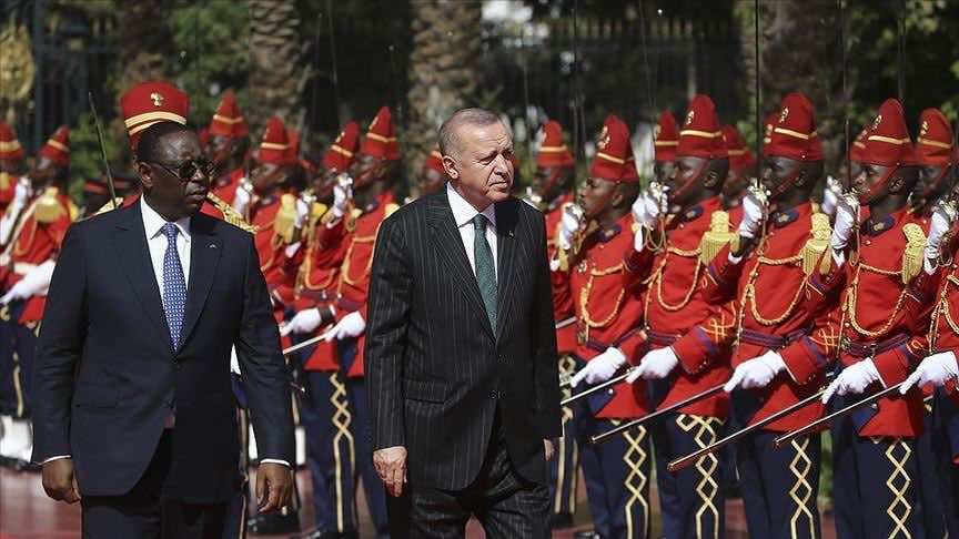 أدروغان يصل إلى السنغال بعد الجزائر ويحمل ملف التوسع الاقتصادي لبلاده في افريقيا