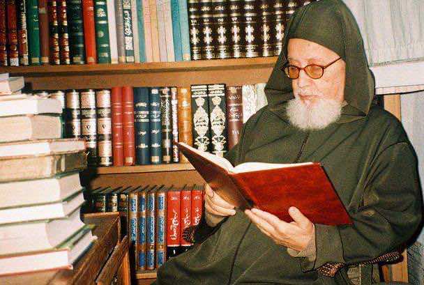 تطوان.. وفاة الشيخ محمد بن الأمين بوخبزة عن عمر يناهز 88 عاما