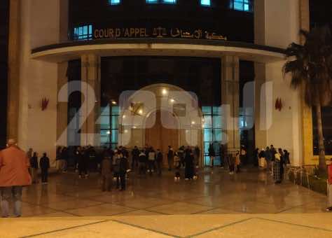45 سنة لأفراد عصابة سرقوا 400 مليون واعتدوا بالسيوف على شخصين بطنجة