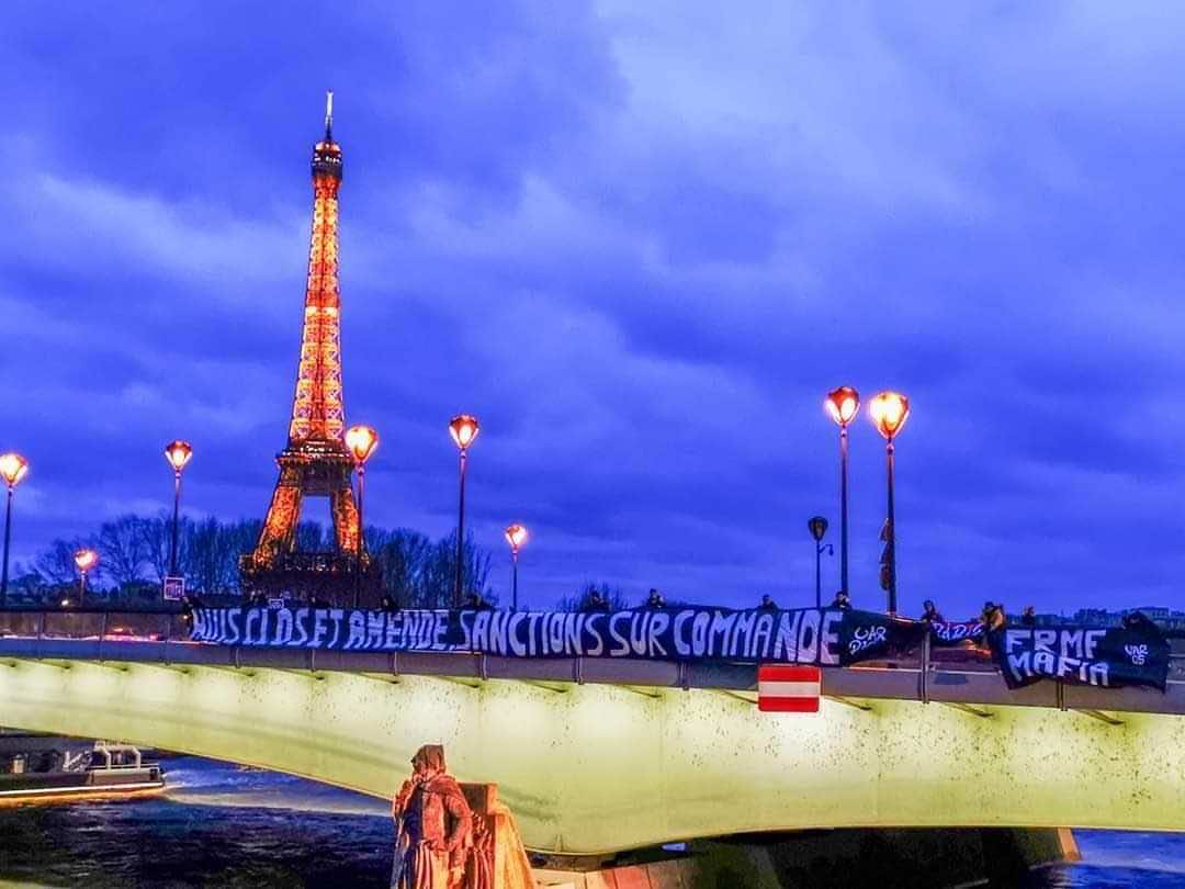 احتجاجات جماهير الجيش على قرار "الويكلو" تصل فرنسا