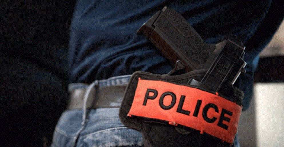  التحقيق مع شرطي بالرباط أشهر سلاحه خلال نزاع شخصي..كان في حالة سكر!