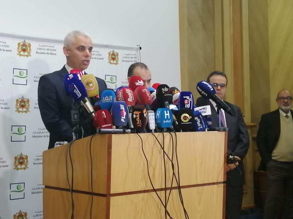 آيت الطالب: 104 شخصا رافقوا المصاب بـ"كورونا".. نراقبهم مرتين في اليوم بالإضافة للأسرة