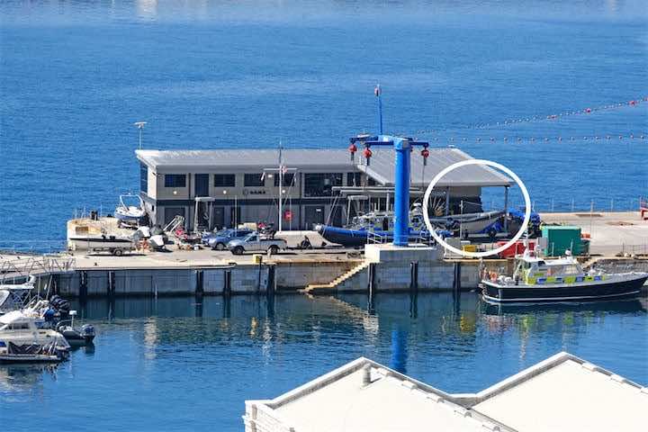 جبل طارق.. مطاردة زورق سريع يحمل مخدرات تنتهي بمصرع شخصين وإصابة آخرين بجروح