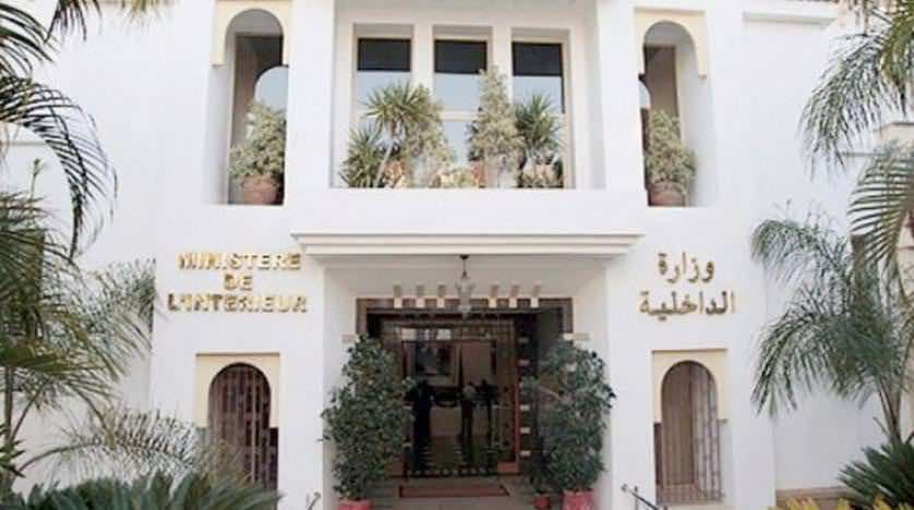 الداخلية تعلن عن إجراءات جديدة لاستعمال النقل العمومي...تهم الطاكسيات والترامواي والحافلات- التفاصيل