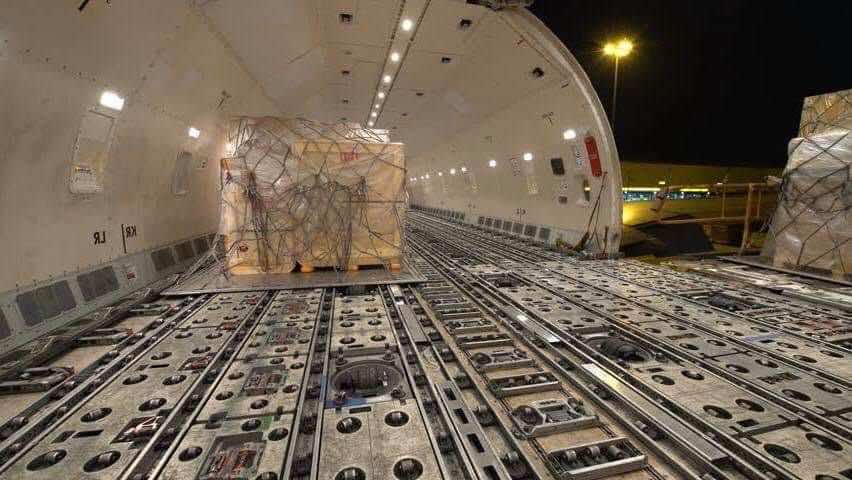 الصين تبعث مساعدات للمغرب لمواجهة "كورونا" والطائرة تحط الرحال في الدارالبيضاء