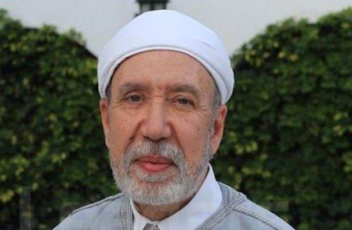 مفتي تونس: ضحايا كورونا يصلي عليهم شخص واحد وتغسيلهم ليس ضروريًا