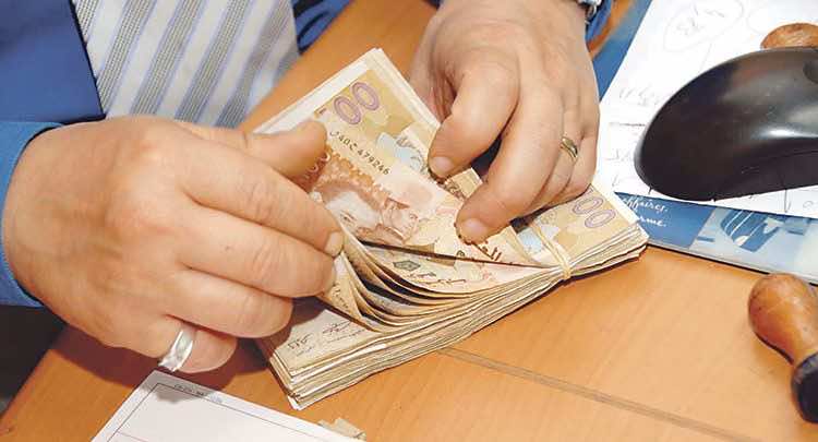 أطاك المغرب تطالب بوقف تسديد القروض الصغرى لنصف سنة