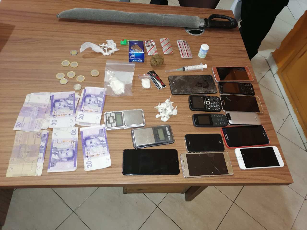 توقيف "البارابول" في حالة تلبس بحيازة المخدرات القوية بطنجة