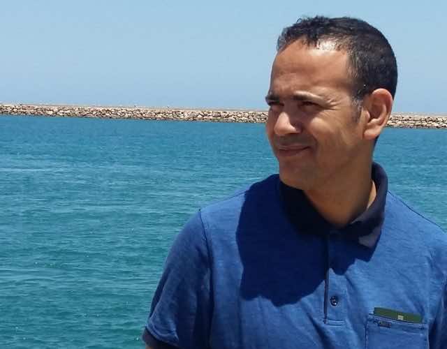 توقيف رئيس فرع الجمعية المغربية لحقوق الإنسان بالناظور.. ونشطاء: السبب تدوينة