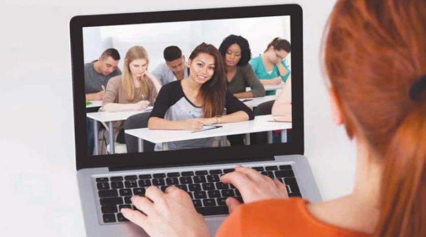 المنصات الافتراضية.. دراسة: 7في المائة من تلاميذ القرى و0.9في المائة من الأساتذة لهم استعداد لاستعمالها