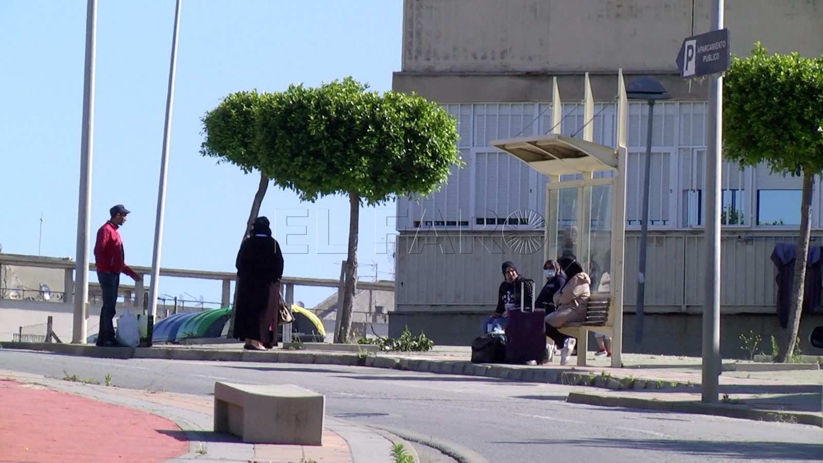 عالقون في سبتة المحتلة يتوجهون إلى المعبر أملا في ترحيلهم والسلطات تعيدهم: "لا جديد اليوم"