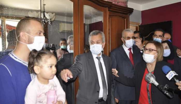 تأكيد إصابة ابنة طبيبة توفيت بكورونا.. وجزائريون يتهمون وزير الصحة بعد عقد ندوة في غرفة نوم والدتها