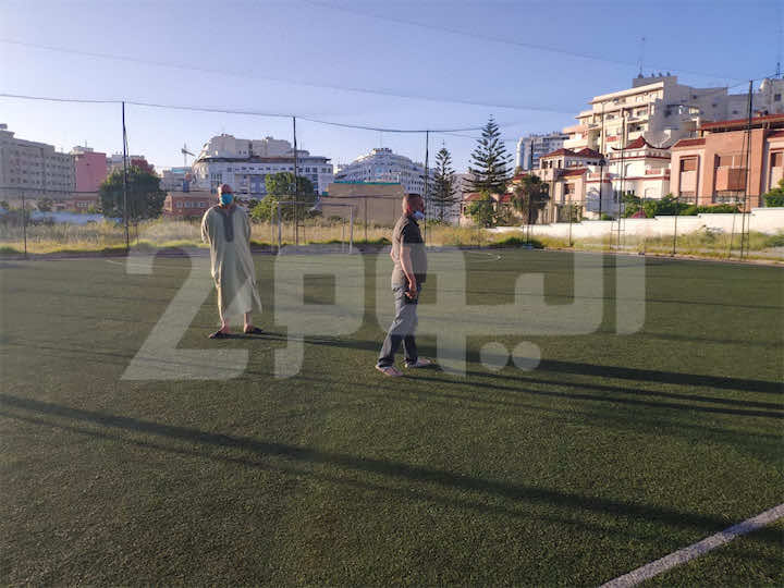 اعتقال ثلاثة قاصرين بسبب مباراة كرة قدم أقيمت في ظل حالة الطوارئ في طنجة- صور