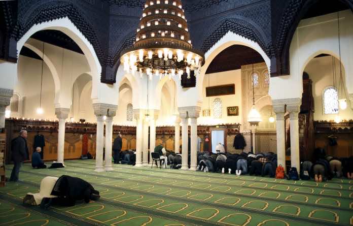 بعد غد الجمعة.. الأوقاف اللبنانية تقرر إعادة فتح المساجد أمام المصلين