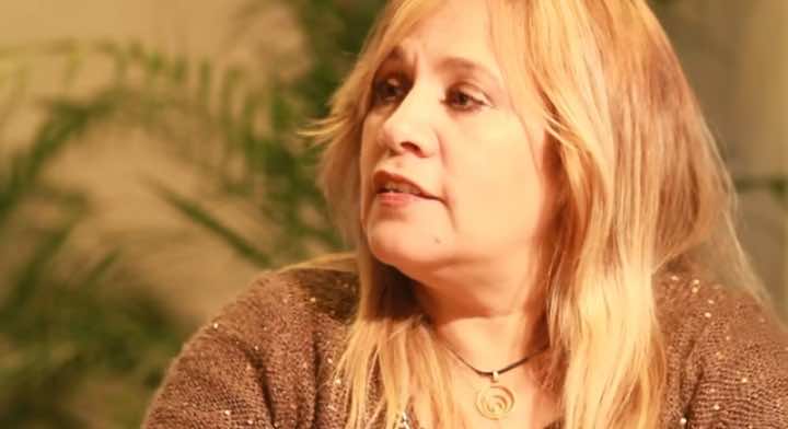 الممثلة أمل التمار تدخل عالم اليوتوب.. وتعد بمحتوى مفيد