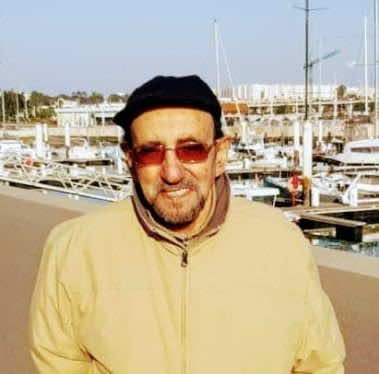 الساحة الفنية تفقد أهلها تباعا.. وفاة المسرحي عبد الصمد دينية
